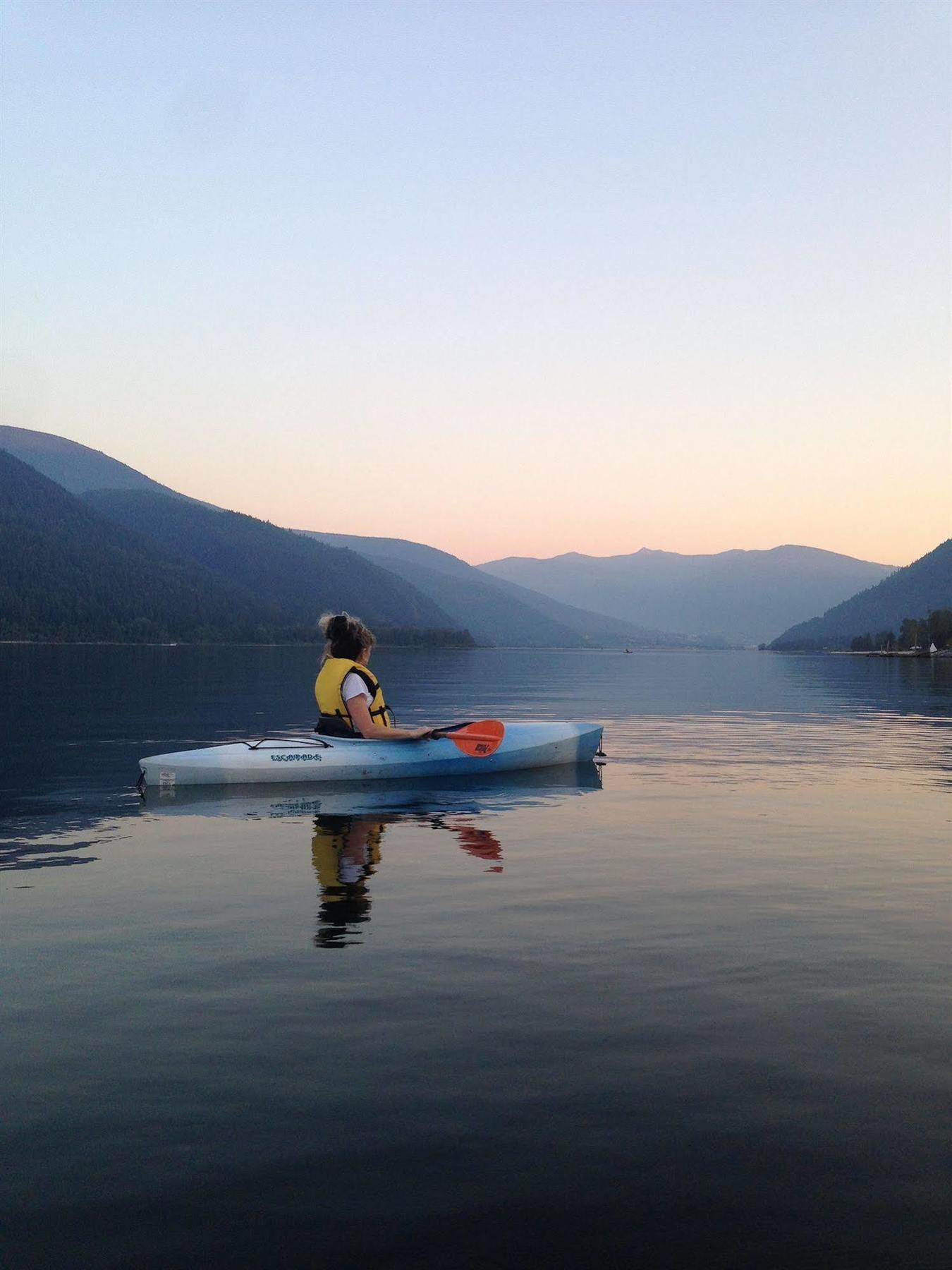 Kokanee Glacier Resort เนลสัน ภายนอก รูปภาพ